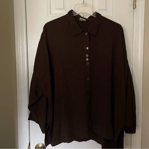 Gerties Women’s Brown Shirt - Picture 2 of 3